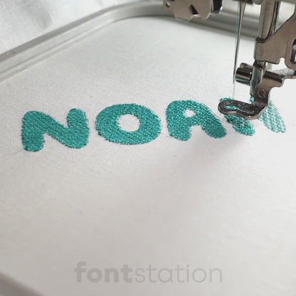 Bubble Embroidery Font